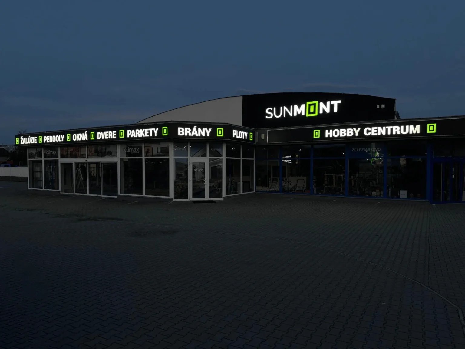 frezovane plexi svetelne boxy dizajn vyrezu na mieru exterier interier návrh svetelnej reklamy inštalácia dodanie